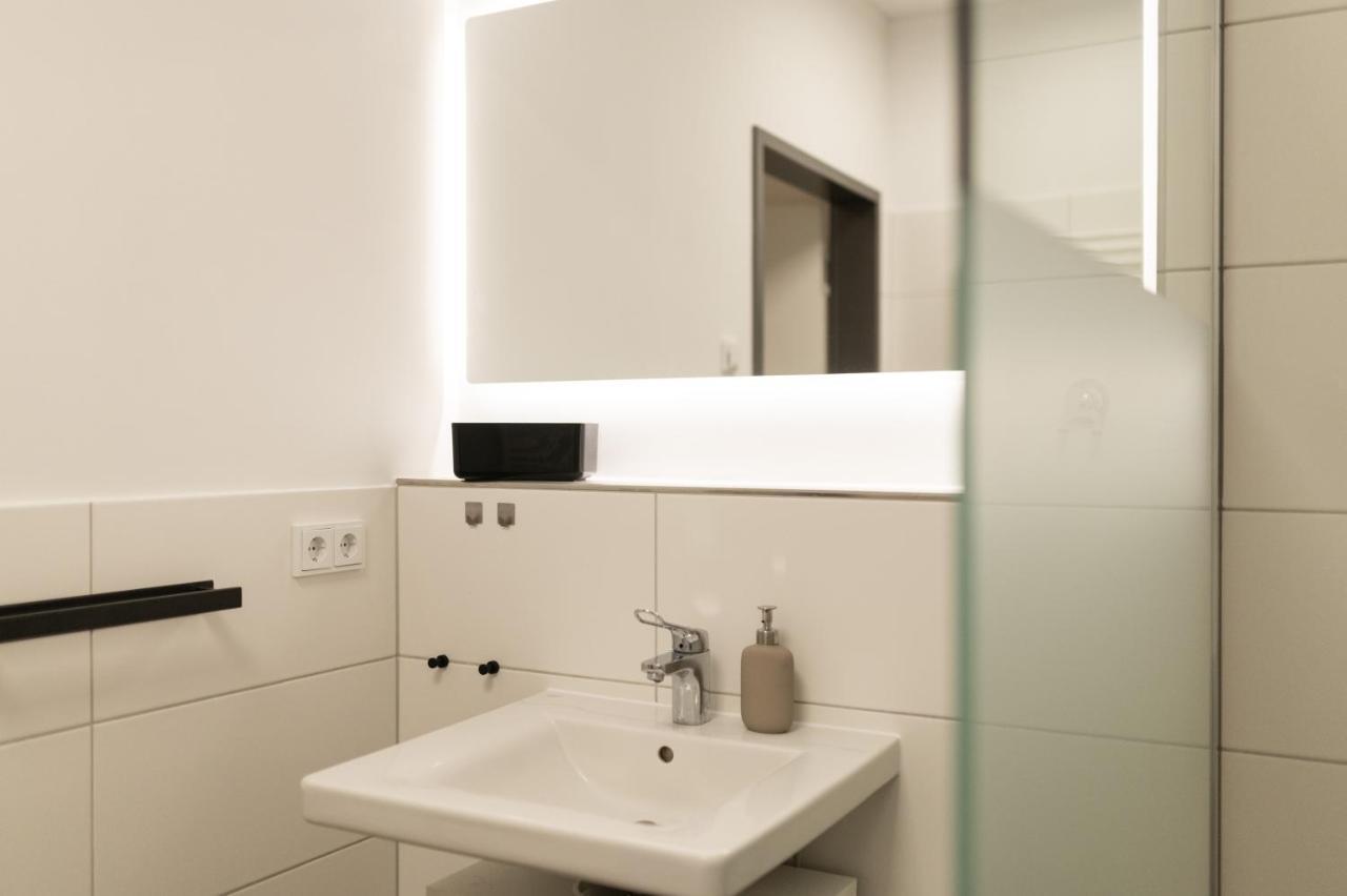 Dwellstay - Modernes Apartment I 55Qm I 2 Zimmer I Kueche I Bad I Terrasse I Tv I Wlan Bad Hersfeld Εξωτερικό φωτογραφία